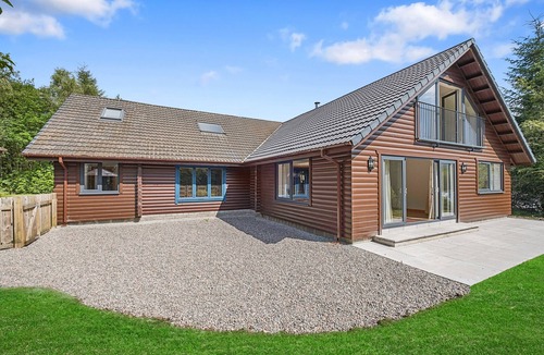 Torlundy Cabin | The Logs