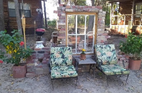 Canton Cabin | THE LONE STAR CABIN ONLY MINUTES FROM FIRST MONDAY TRADE DAYS