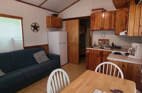 Chico Cabin | The Lonestar at Northside Marina & Resort