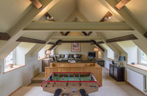 Ampney Crucis House | The Long Barn