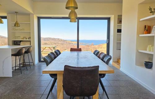 Breakish House | The Long House