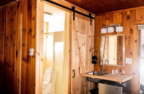 Long Lake Hotel | The Long View Lodge