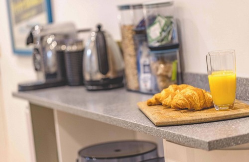 Windsor City Centre House | The Long Walk: 3Bed & Garden