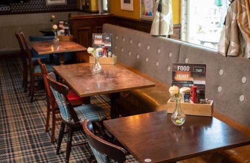 Hebburn Hotel | The Longship