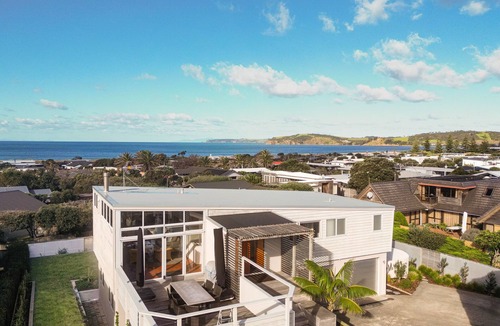 Omaha House | The Look Out at Omaha