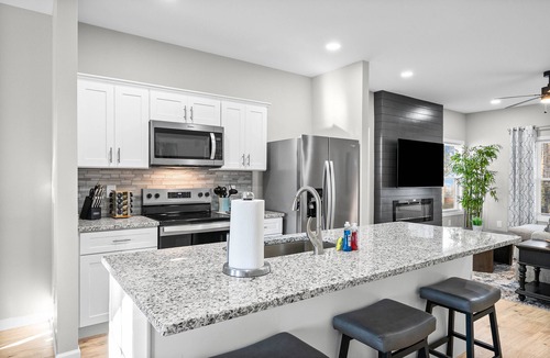 Clarksville House | The Lookout, by Lopez (1022 Main St)