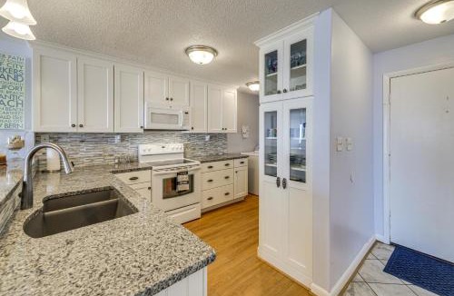 Salter Path House | 'The Lookout' Indian Beach Condo w/Pool & Ocean