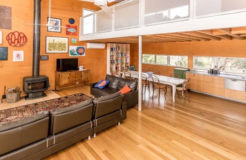 Sandy Point House | The Lookout, Sandy Point