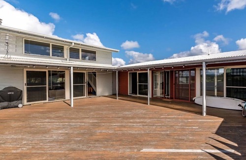 Sandy Point House | The Lookout, Sandy Point