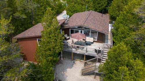 Northern Bruce Peninsula Ski Chalet | The Lookout - Waterfront Bliss near Tobermory