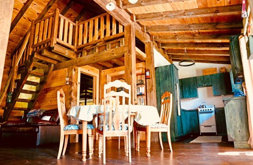Thorne Cottage | The Loon Call: Gorgeous Lakefront Family Cottage