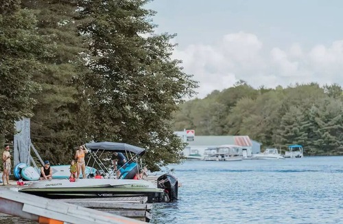 Gravenhurst Resort | The Loon Lodge at Granite Ridge