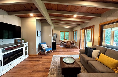 Blaney Park Cabin | The Loon's Landing