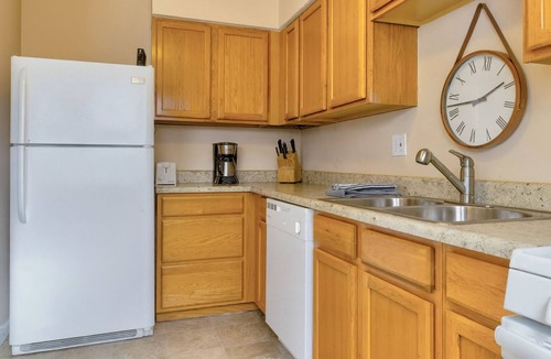 University City House | "The Loop" 10min walk: Restaurants + Bars, Wash U