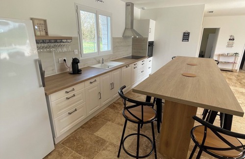 Cours-de-Pile Villa | The LOPIC hedgehog