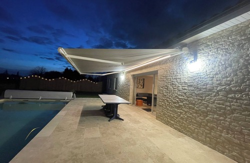 Cours-de-Pile Villa | The LOPIC hedgehog