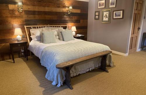 Abbess Roding Hotel | The Lord Raglan