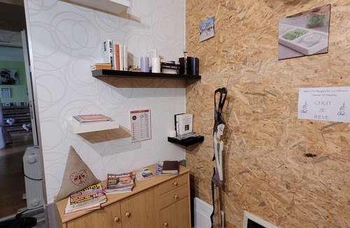 Folkling Bed & Breakfast | The Lorraine room