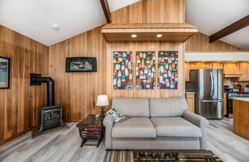 Jonesport Ski Chalet | The Lost Lobster Chalet - 3D Tours