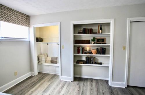 Chillicothe Apartment | The Lounge - Downtown Chillicothe