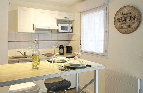 Lourdes Apartment | The Lourdaise escape * Terrace * Town center * Parking * Wifi