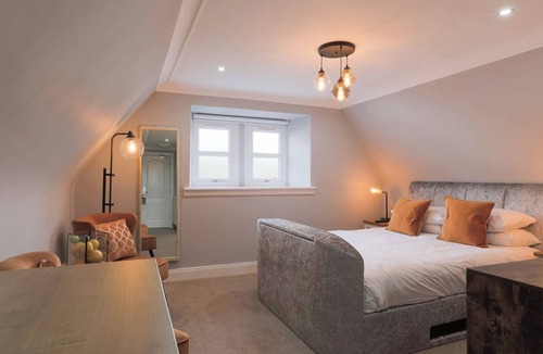 Fort Augustus Hotel | The Lovat, Loch Ness