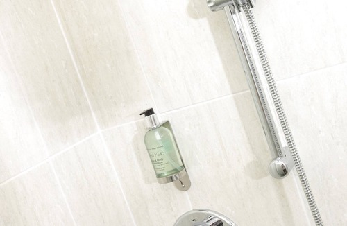 Fort Augustus Hotel | The Lovat, Loch Ness