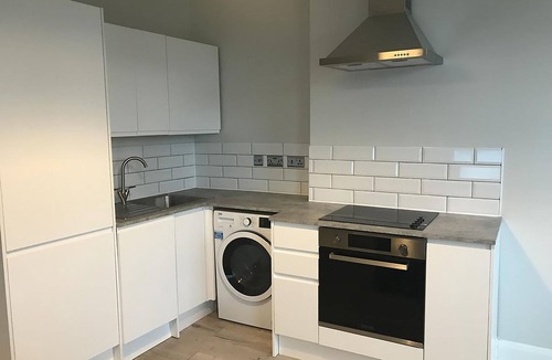 Camberwell Apartment | The Love Walk Apartments