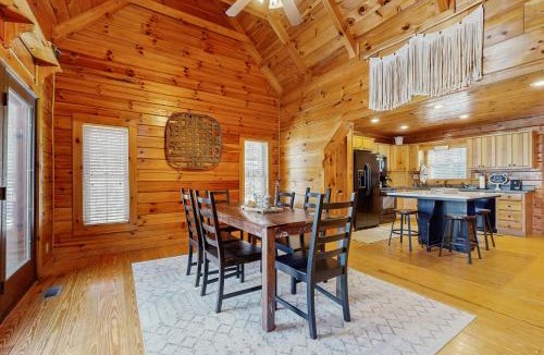 Black Mountain House | The Lovely Cabin