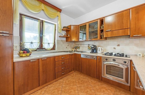 Kranjcici House | The lovely house with private pool and large yard