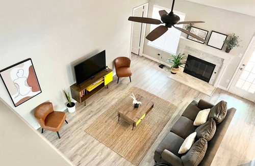 Milwood House | The Lovely. Perfect ATX Family Getaway