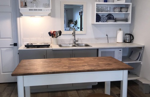 Chester Apartment | The Lower Deck Ocean Escape/Paddle Boards, Kayaks and Bikes