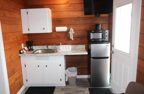 Copalis Beach Hotel | The Lowtide Motel