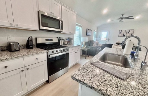 Lubbock House | The Lubbock Luxe - 3BR/2BA - New Construction