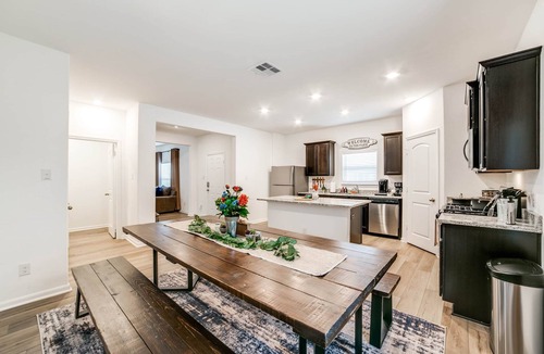Medina Valley House | The Lucky Longhorn