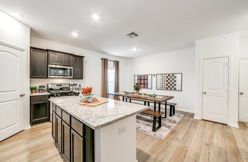 Medina Valley House | The Lucky Longhorn