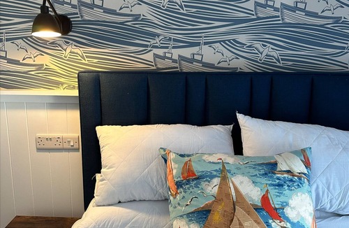 Polruan Bed & Breakfast | The Lugger Inn