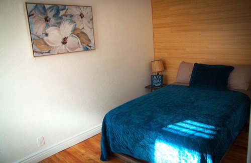 Modesto Apartment | The Luna Loft .