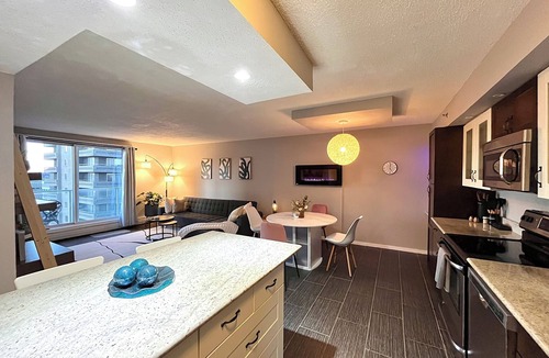 Saskatoon Downtown Condo | The Lux Boutique Suite - Downtown Condo