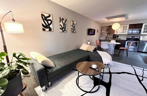 Saskatoon Downtown Condo | The Lux Boutique Suite - Downtown Condo