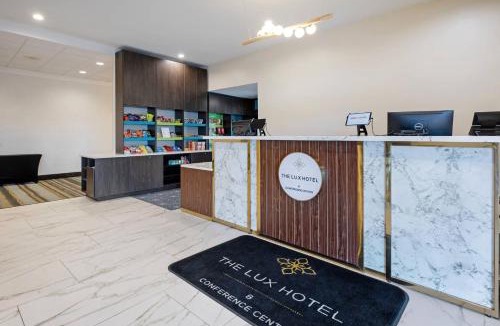 Waterloo Hotel | The Lux Hotel & Conference Center, an Ascend Collection Hotel
