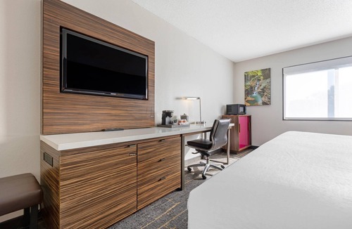 Waterloo Hotel | The Lux Hotel & Conference Center, an Ascend Collection Hotel