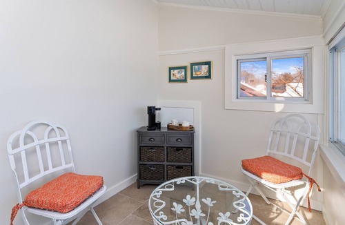 East Irondequoit House | The Luxe Bay House