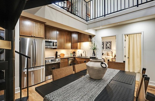 Downtown Jackson Apartment | The Luxe Loft-Downtown Jackson