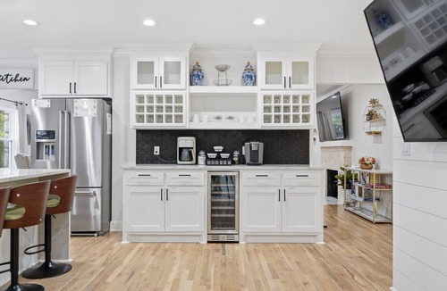 Cherry Street House | The Luxe Oasis | Utica Sq/EXPO | Chef's Kitchen