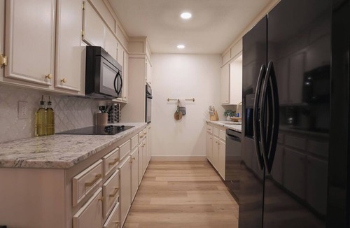 Bowie House | The Luxe Raider 6 Bedroom