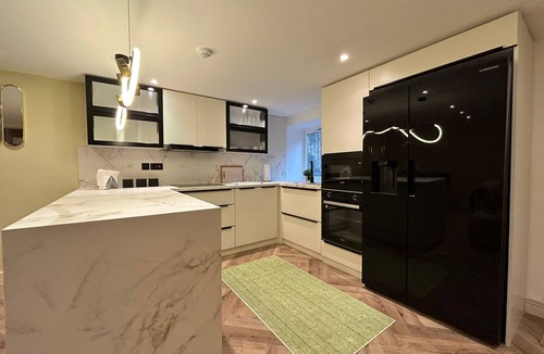 Liverpool Apartment | The Luxurious Hideaway
