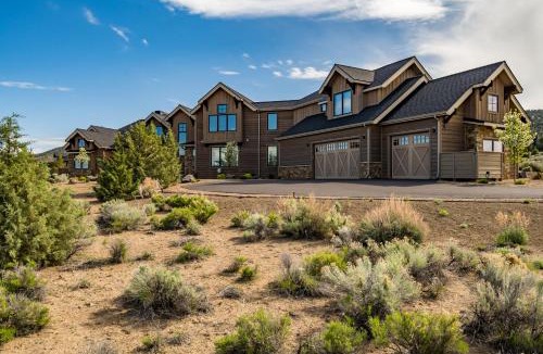 Powell Butte House | The Luxurious Ranch Life