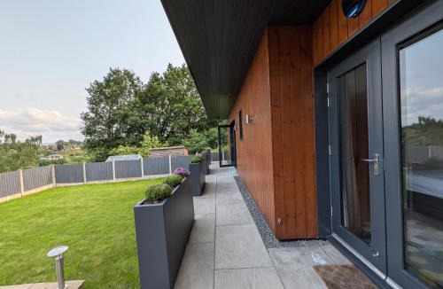 Honley Apartment | The Luxury Shed