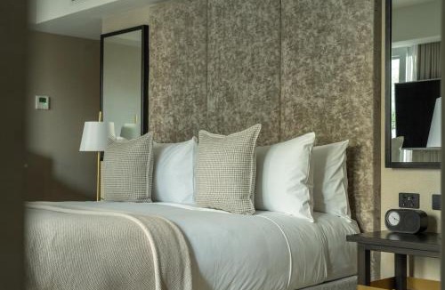 South Yarra Hotel | The Lyall